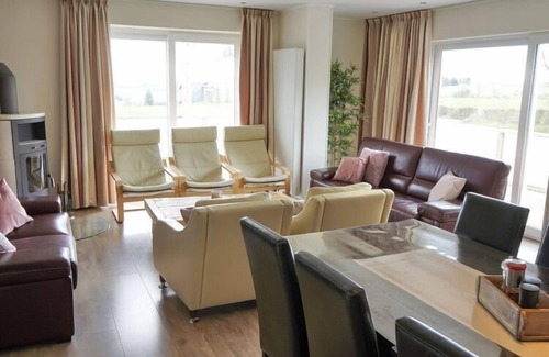 Oberlascheid Apartment | Holiday home Schönblick