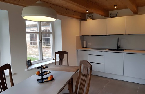 Zennhusen House | Holiday Home 'Schäferhaus' with Private Terrace, Shared Garden and Wi-Fi