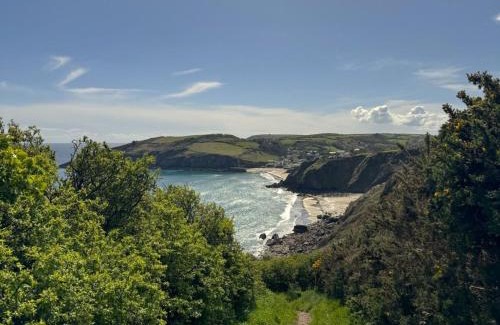 Gorran Haven House | Holiday Home Seaforth Cottage by Interhome