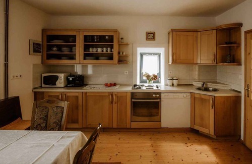Smarje pri Jelsah House | Holiday home with sauna and barbecue
