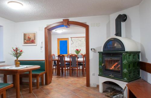 Ambroz pod Krvavcem House | Holiday Home Zelenka