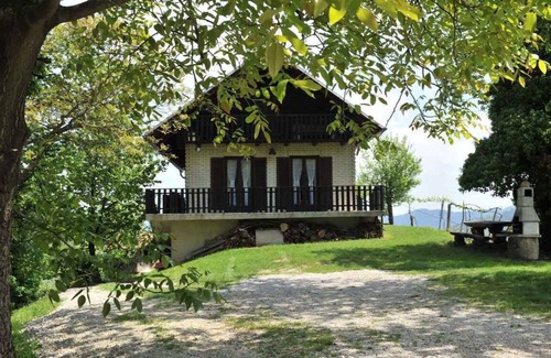 Smarje pri Jelsah House | Holiday home with Internet access and barbecue