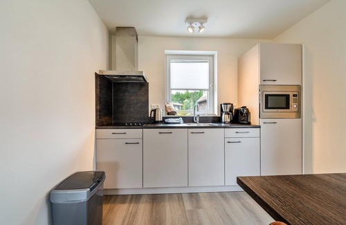 Municipality of Nissewaard House | Holiday Home Simonshaven near Lake Beach
