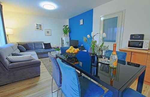 Otocac House | Holiday Home Sinac