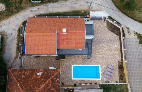 Benkovac House | Holiday Home Sofia - quiet village&quick highway close to Biograd na Moru and Zadar