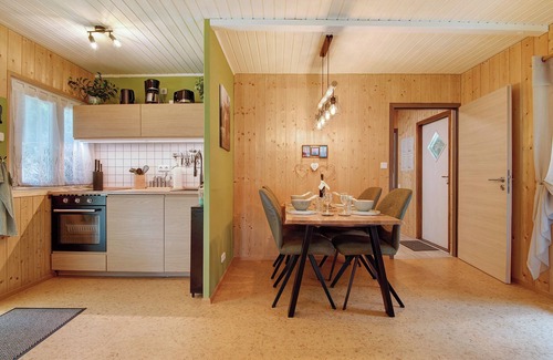 Neubau House | Holiday Home 'Sonnenpark 44' with Lake View, Private Terrace and Wi-Fi