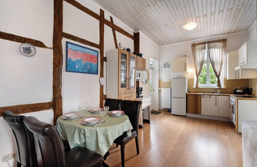 Schlagsdorf House | Holiday Home 'Starenhof' with Private Terrace, Private Garden and Wi-Fi