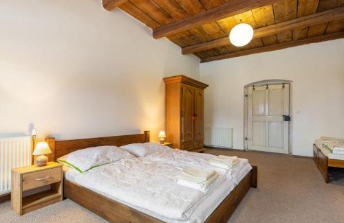 Martinkovice House | Holiday Home Statek Martínkovice by Interhome