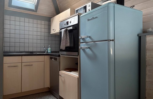 Reimboldshausen House | Holiday Home 'Sternschnuppe' with Lake View, Wi-Fi and Air Conditioning