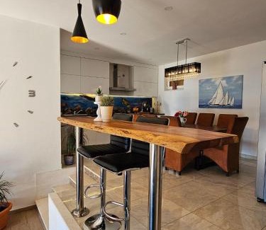 Borak House | Holiday Home Sunrise