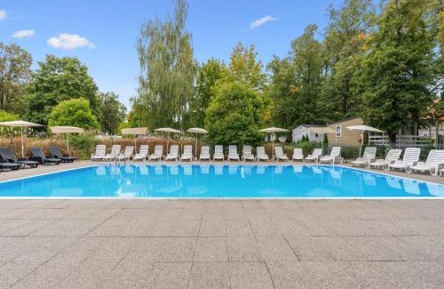 Dolni Pocernice House | Holiday Home Sunset Terrace by Interhome
