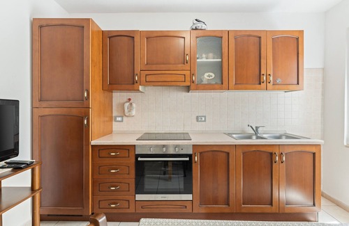 Scano di Montiferro House | Holiday Home 'Turre' with Wi-Fi and Air Conditioning