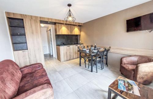 Pleherel-Plage-Vieux-Bourg House | Holiday Home T3-Résidence La Carquois by Interhome