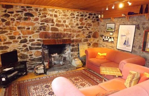 Tarskavaig House | Holiday Home Tarskavaig by Interhome