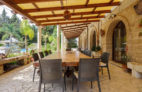 Aradeo House | Holiday Home "Tenuta San Trifone" with Private Pool & Wi-Fi