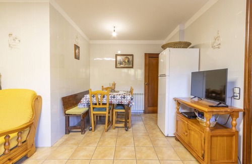 Les Iglesies House | Holiday Home 'Teule 1' with Mountain View, Shared Pool and Wi-Fi