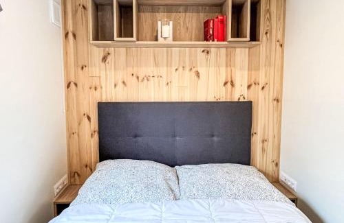 Wemding House | Holiday Home Tiny Haus Petra by Interhome