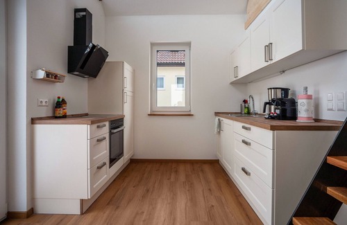 Krumbach House | Holiday Home 'Tiny Time' with Private Terrace, Shared Garden and Wi-Fi