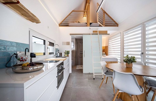 Fuchsmuehl House | Holiday Home 'Tinyhaus Im Steinwald' with Wi-Fi and Air Conditioning