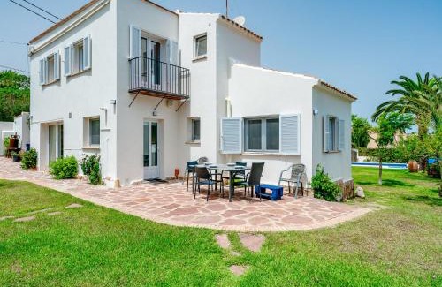 El Tosalet House | Holiday Home Toscal by Interhome