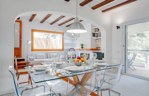 El Tosalet House | Holiday Home Toscal by Interhome