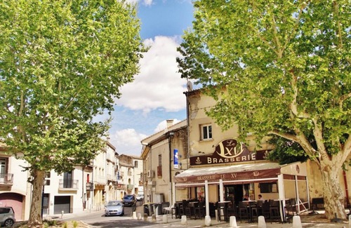 Fabregues House | Holiday Home 'Tout Confort' with Private Terrace, Wi-Fi and Air Conditioning