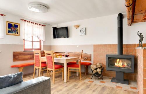 Skocjan House | Holiday Home Tramte In Vineyards - Happy Rentals