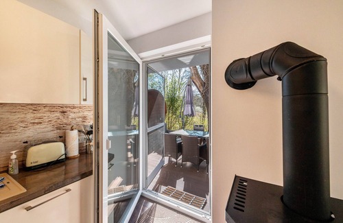 Muritz House | Holiday Home 'Traum Am See Mit Sauna' with Lake View, Private Terrace and Wi-Fi