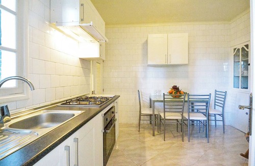Colonia de Sant Pere House | Holiday Home 'Tres Pins' with Private Terrace, Wi-Fi and Air Conditioning
