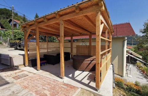 Tuheljske Toplice House | Holiday Home Tuheljske with Mountain View