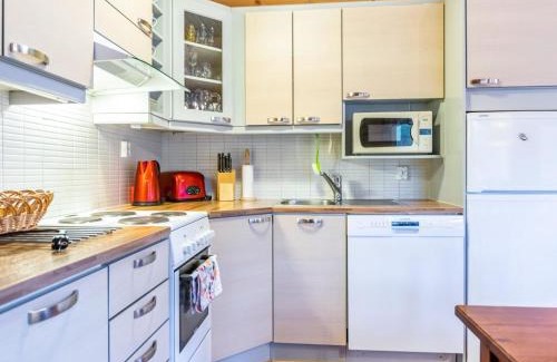 Pyhatunturi House | Holiday Home Tulikettu 1 by Interhome