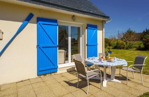 Loctudy House | Holiday Home Ty Bihan by Interhome