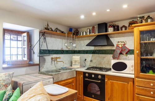 Vigneta House | Holiday Home "Villa Chiara" with Private Terrace