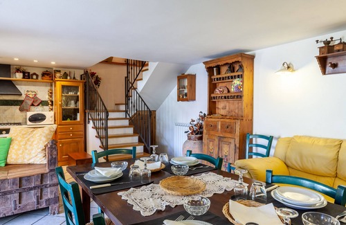 Vigneta House | Holiday Home "Villa Chiara" with Private Terrace