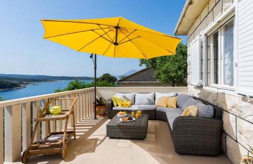 Povlja House | Holiday Home Vallis