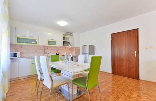 Suhovare House | Holiday Home Vesna with pool and children area