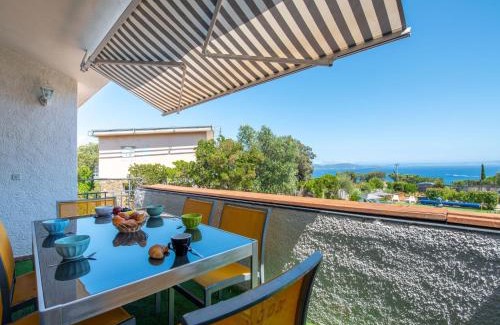 Cavalaire-sur-Mer House | Holiday Home Villa Cannelle by Interhome