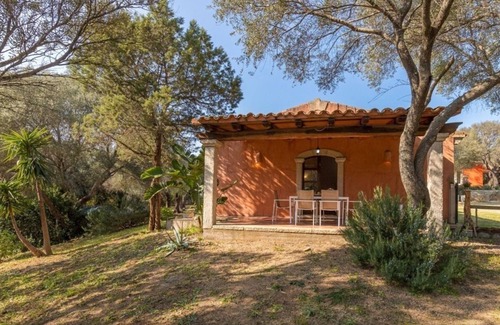 Rudalza House | Holiday Home 'Villa Pintadas' with Private Terrace, Wi-Fi and Air Conditioning
