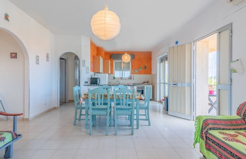 Gallina House | Holiday Home 'Villa Eden' with Sea View, Terrace & Wi-Fi