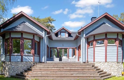 Upinniemi House | Holiday Home Villa frideberg by Interhome
