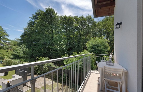 Arona House | Holiday Home 'Villa Lilia Appartamento Blu' with Shared Garden, Balcony and Wi-Fi