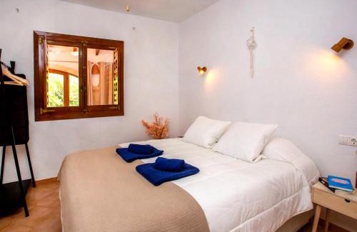 El Tosalet House | Holiday Home Villa Rubi by Interhome