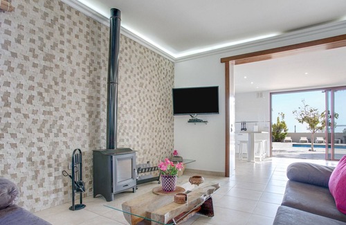 Tias Villa | Holiday Home “Villa Santana” with Mountain View, Pool, Terraces & WiFi