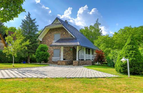 Bihac House | Holiday Home Villa Sara