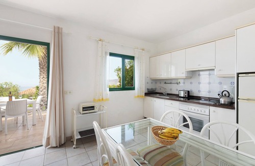 El Paso House | Holiday Home 'Villa Verde Superior' with Sea View, Wi-Fi and Air Conditioning