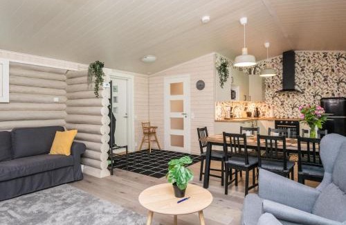Sysma House | Holiday Home Villa vehmas by Interhome