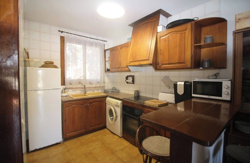 Molinell House | Holiday Home 'Villarivierapaco' with Shared Pool, Wi-Fi and Air Conditioning