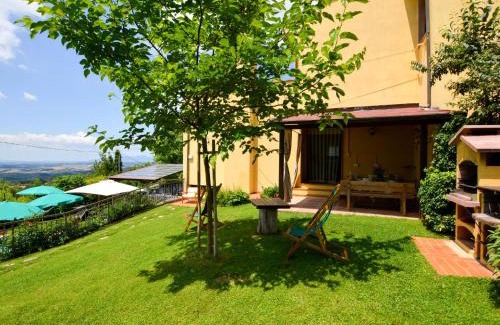 San Vivaldo House | Holiday Home Villetta nel Verde by Interhome