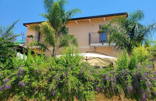 Caulonia House | Holiday Home "Vista Allaro" with Sea View & Wi-Fi