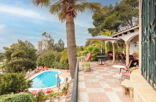 Canyelles House | Holiday Home 'Vista Al Mar' with Sea View, Wi-Fi and Air Conditioning